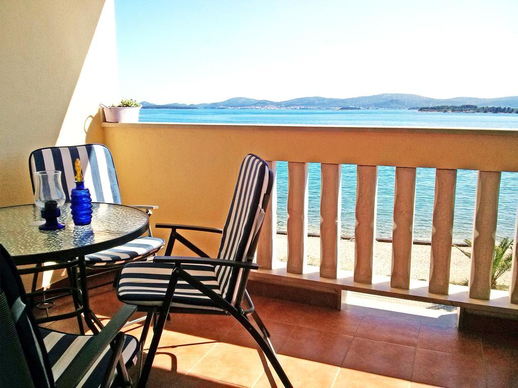 Beach Apartment Sveti Filip I Jakov - Turanj ภายนอก รูปภาพ